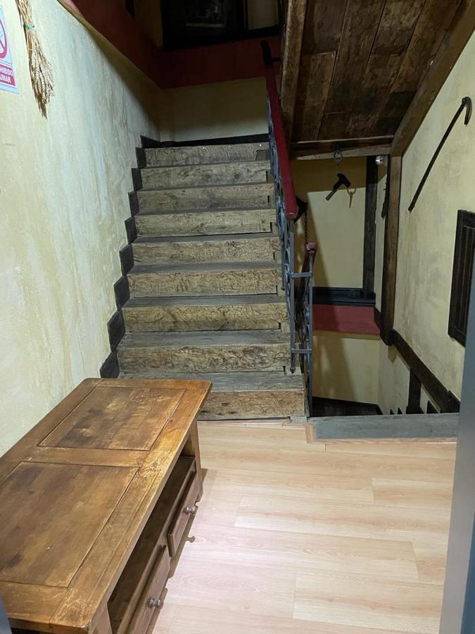 Hotel Hostal Sahagún Zewnętrze zdjęcie