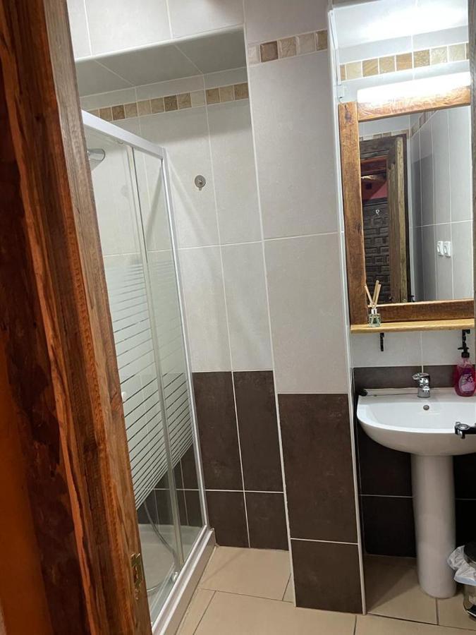 Hotel Hostal Sahagún Zewnętrze zdjęcie