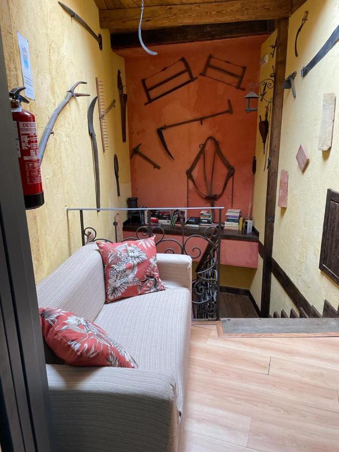 Hotel Hostal Sahagún Zewnętrze zdjęcie
